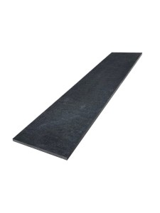 Stopnica granitowa płomień G690 Bazalt Black 135x33x2 cm