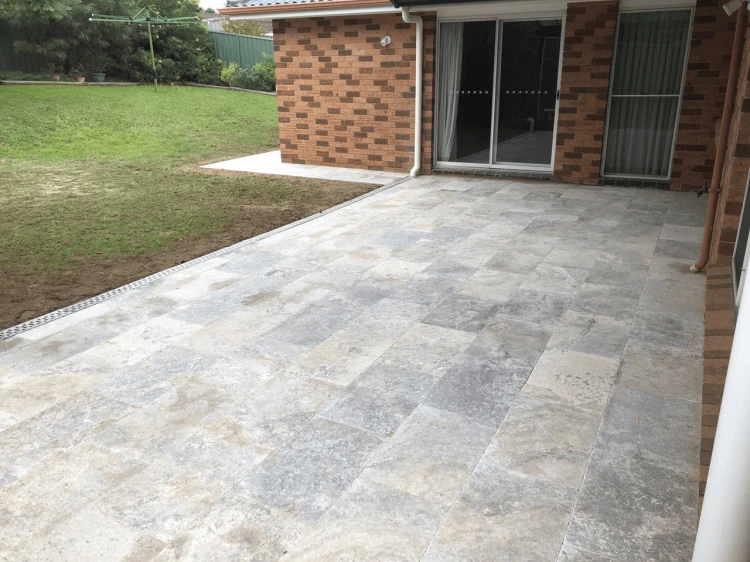 Trawertyn Silver Greige 3cm Antykowany 15,3x30,5x3 |