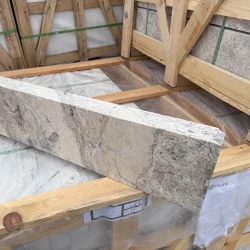 Trawertyn Obrzeże Silver Latte Bębnowany Szlif 100x20x6 | Opornik