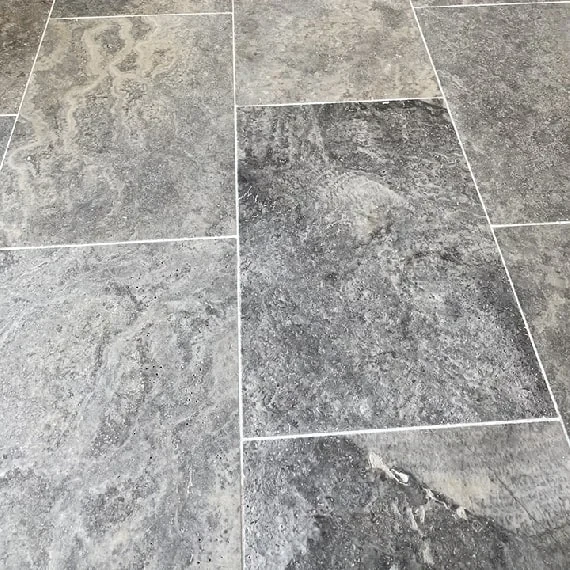 Trawertyn Silver Premium Bębnowany Szlif 40,6x40,6x1,2 cm