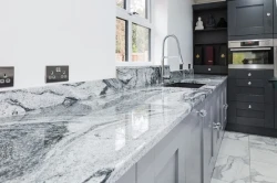 Płytka granitowa Viscount White poler 60x60x1,5 cm