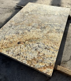 Colonial Gold 70x51x3