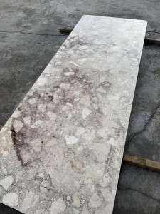 Konglomerat Botticino 129x48x3cm