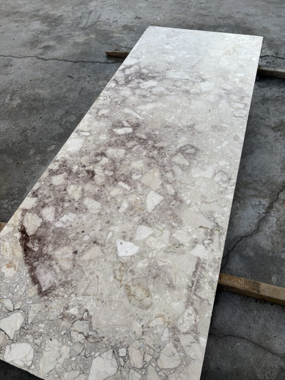 Konglomerat Botticino 129x48x3cm