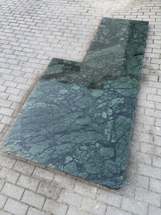 Marmur Verde Guatemala - Kształt L
