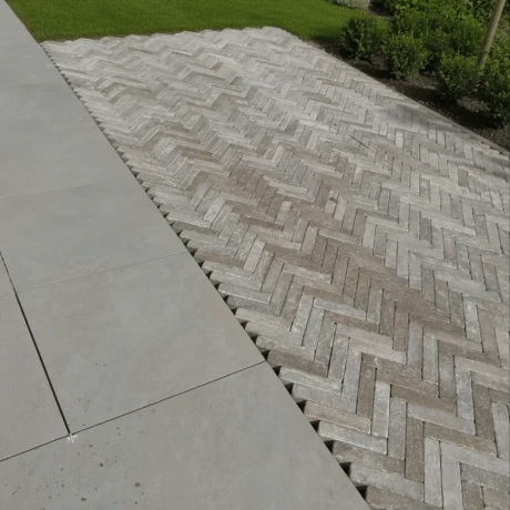 Przejdź do produktu Trawertyn Light Bębnowany 10x30,5x1 cm