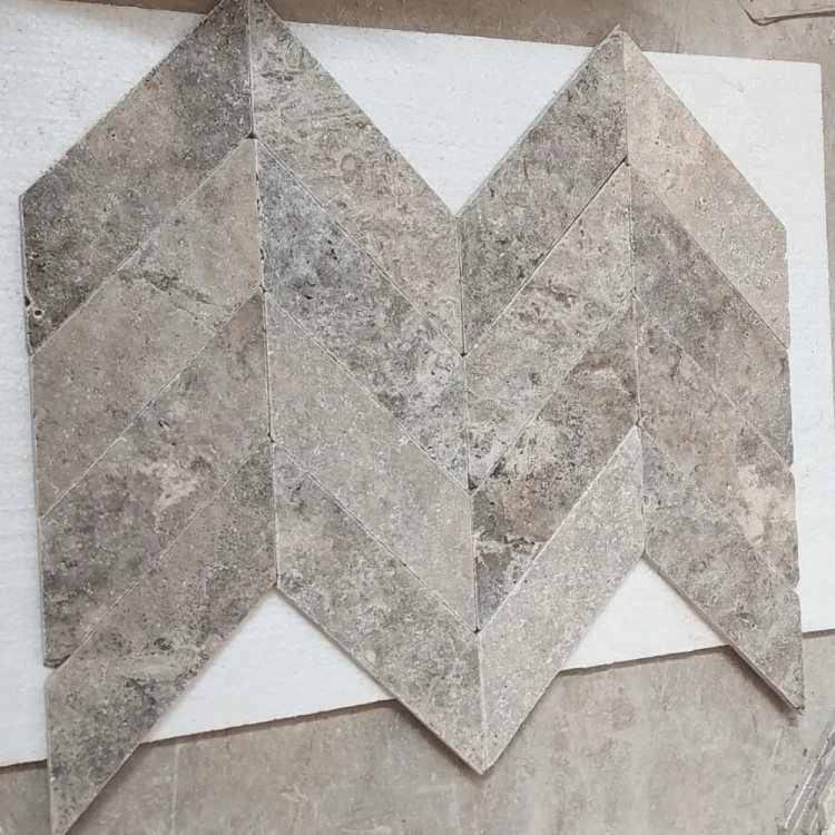 Trawertyn Silver Bębnowany 7,5x30,5 10mm Chevron