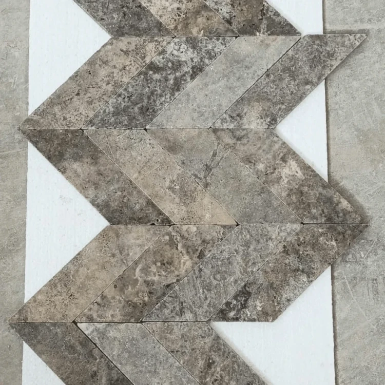 Trawertyn Silver Bębnowany 7,5x30,5 10mm Chevron
