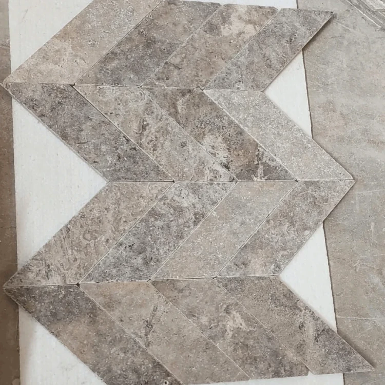 Trawertyn Silver Bębnowany 7,5x30,5 10mm Chevron