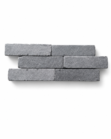 Przejdź do produktu Kostka brukowa Kadappa Black Limestone Bębnowany 5x20x5 cm