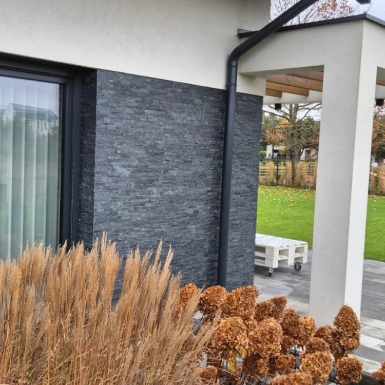 Kamień kwarcytowy czarny Stackstone Black 10x36 cm