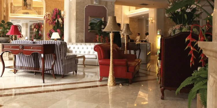 Marmur Coffee White | Queen Beige poler 61x40,6x1,2 cm