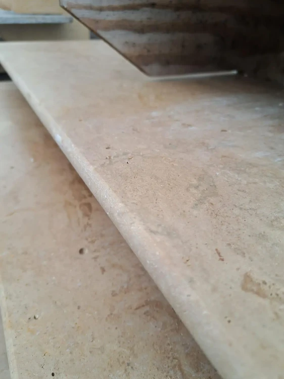 Trawertyn Parapet / Stopnica kamienna Classic Mix 135x33x3 Bullnose
