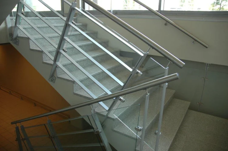 Stopnica granitowa płomień Bianco Cristal G603 180x33x2 cm